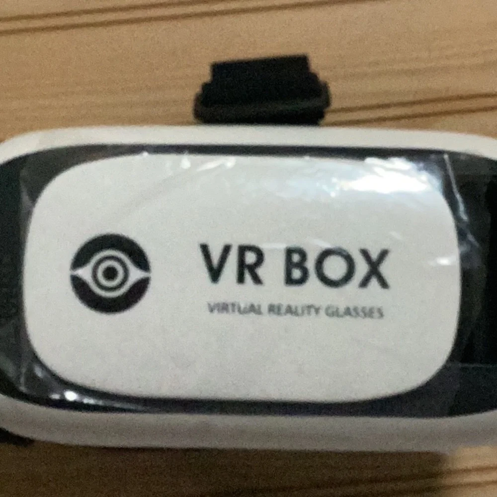 Black & White VR Box 3D Virtual‎ Reality Glasses Adjustable Straps NWT